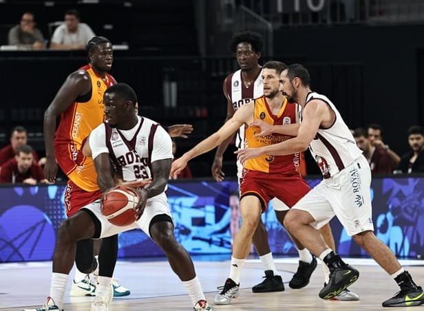 Galatasaray Bordo Bandırma'yı Zorlanmadan Geçti: 102-68