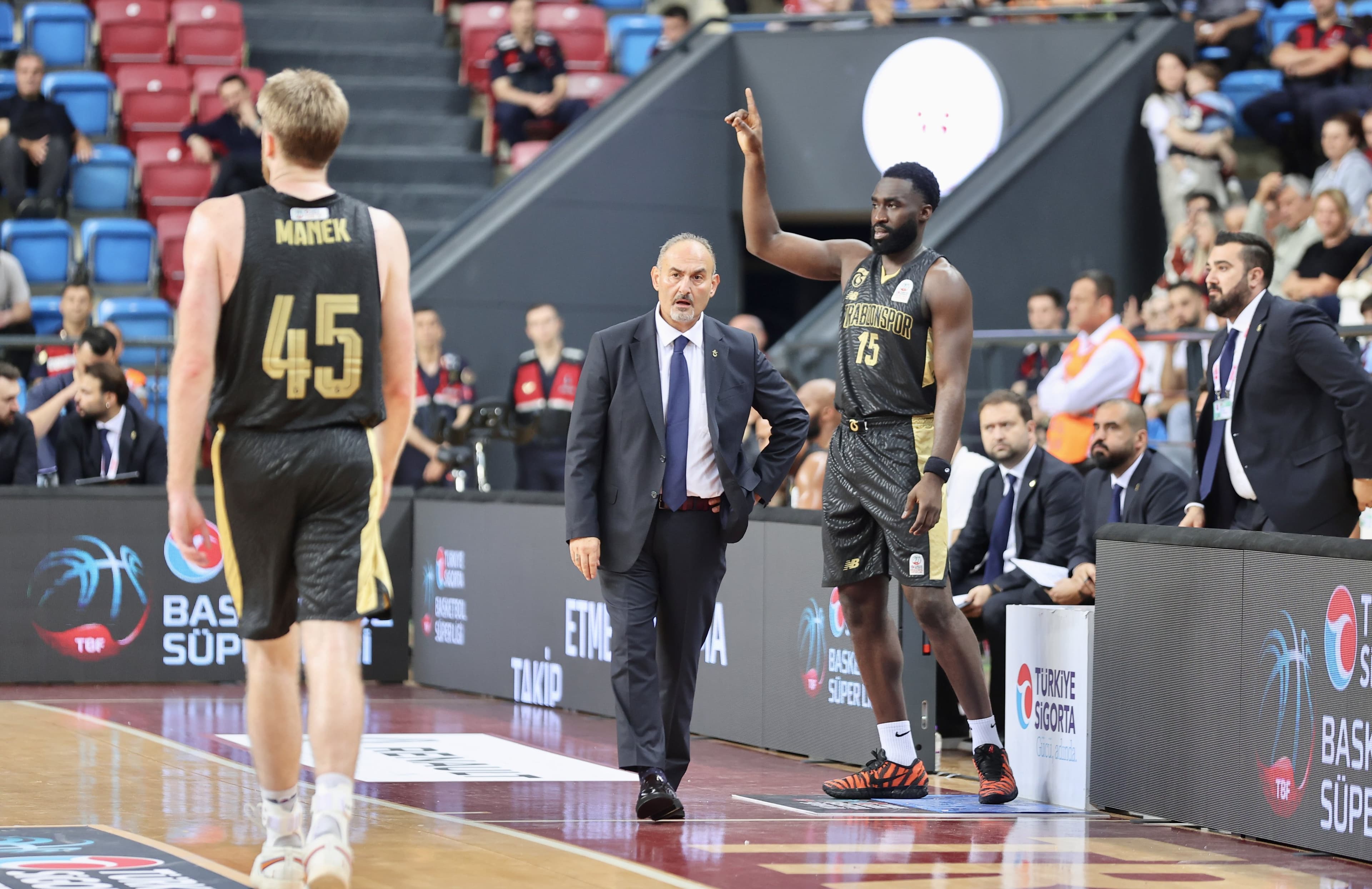 Trabzonspor, Bursaspor Karşısında Hata Yapmadı: 82-76